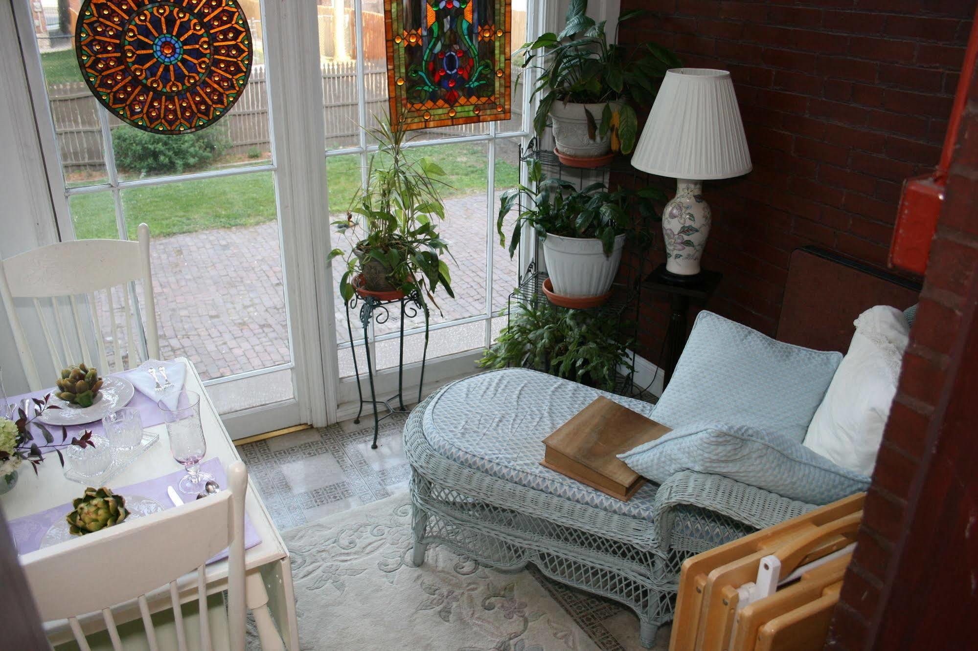 Forget Me Not B & B Сейнт Луис Екстериор снимка