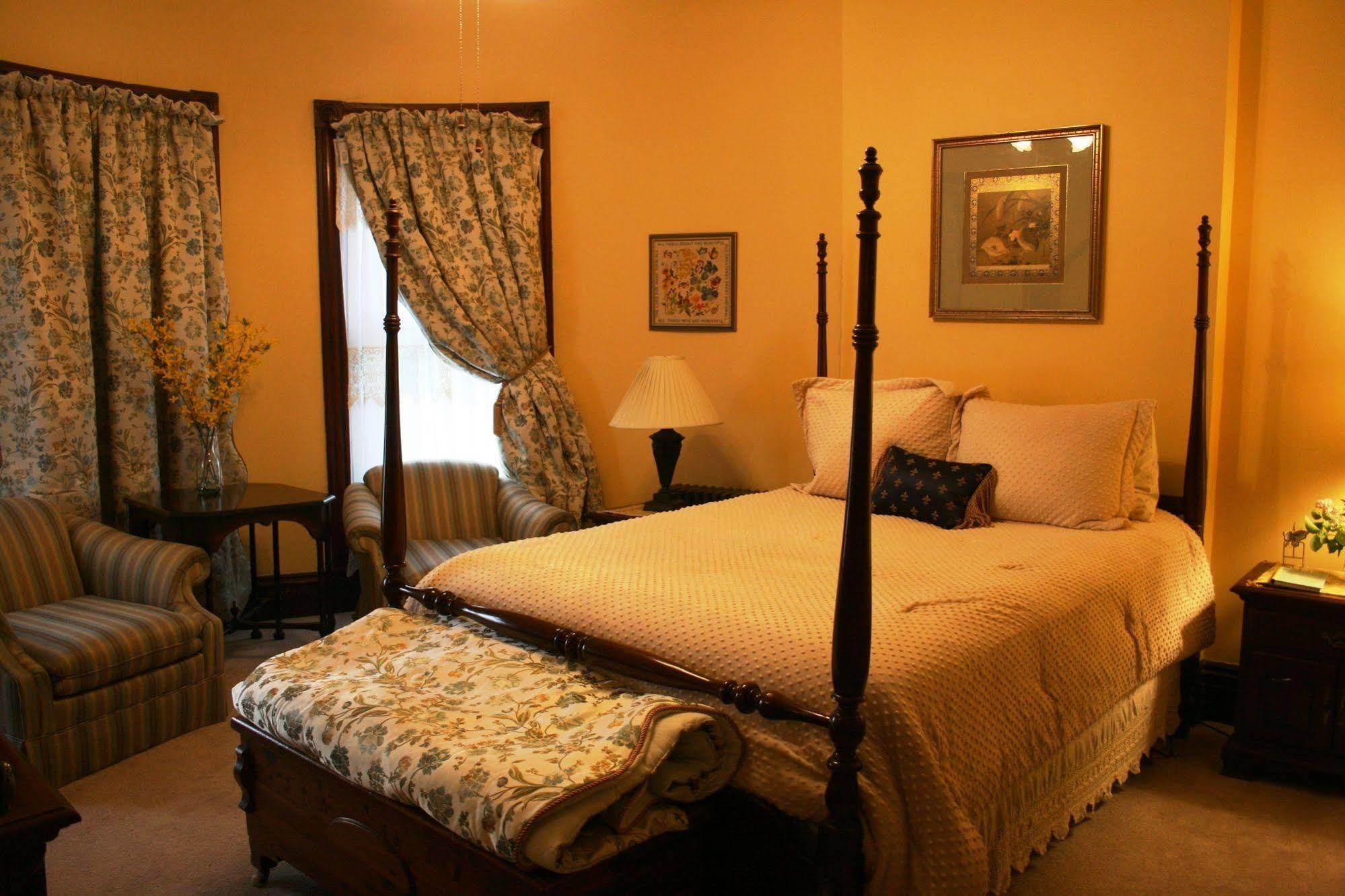 Forget Me Not B & B Сейнт Луис Екстериор снимка