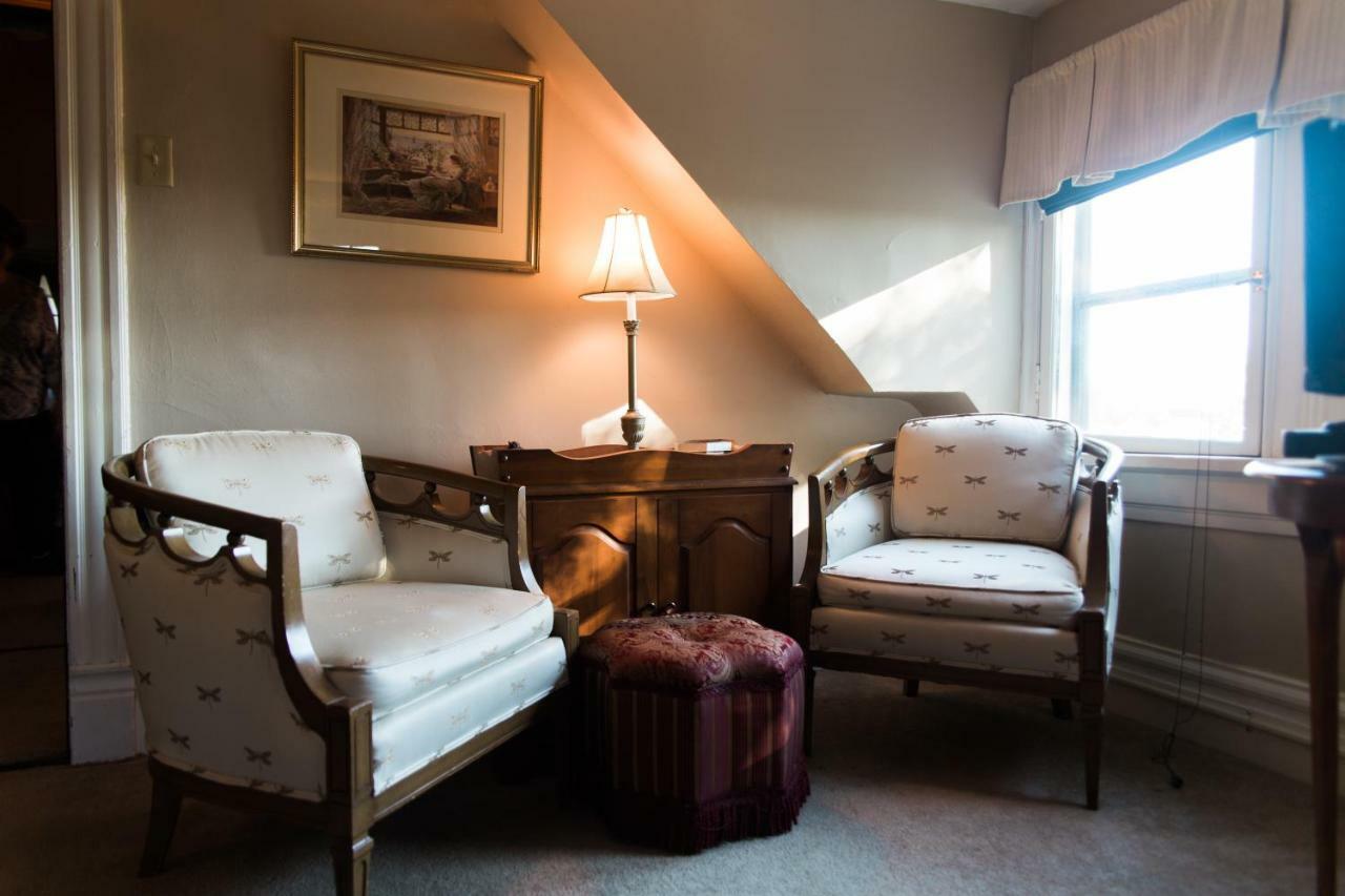 Forget Me Not B & B Сейнт Луис Екстериор снимка